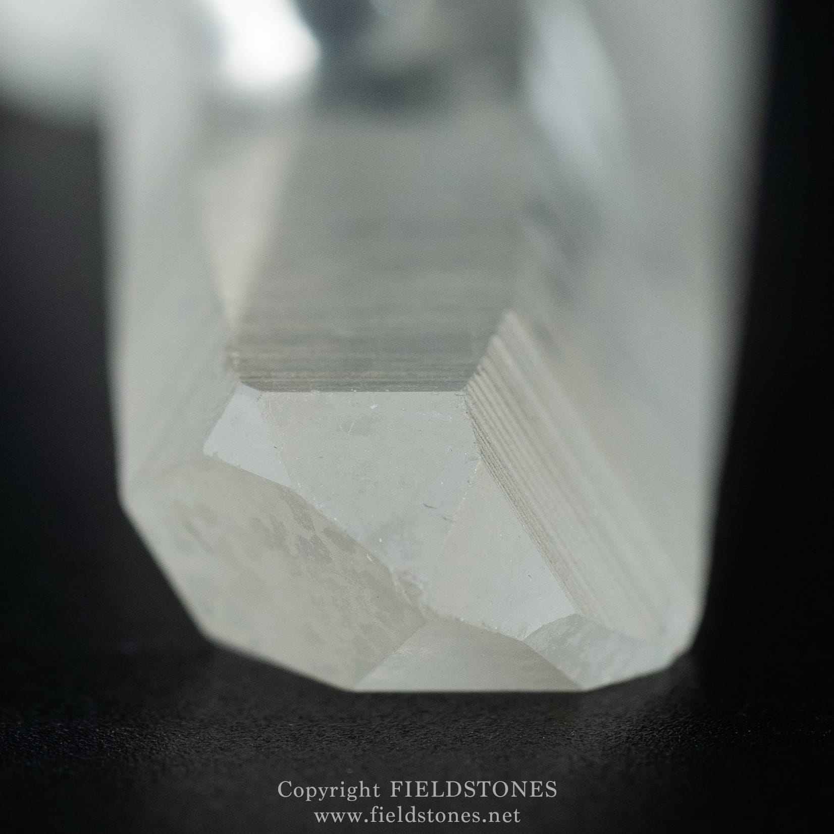 1346-8 - FieldStones