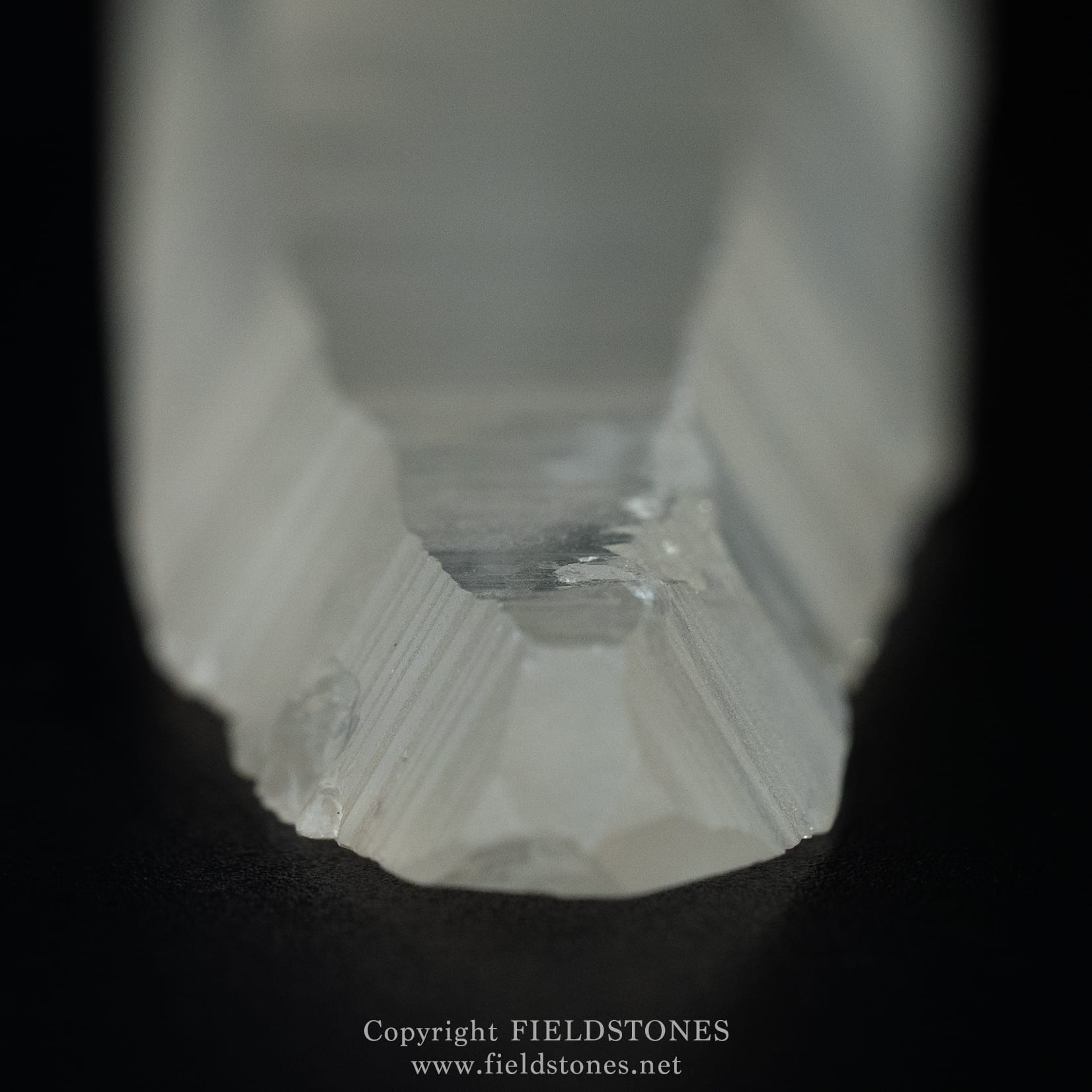 1759-8 - FieldStones