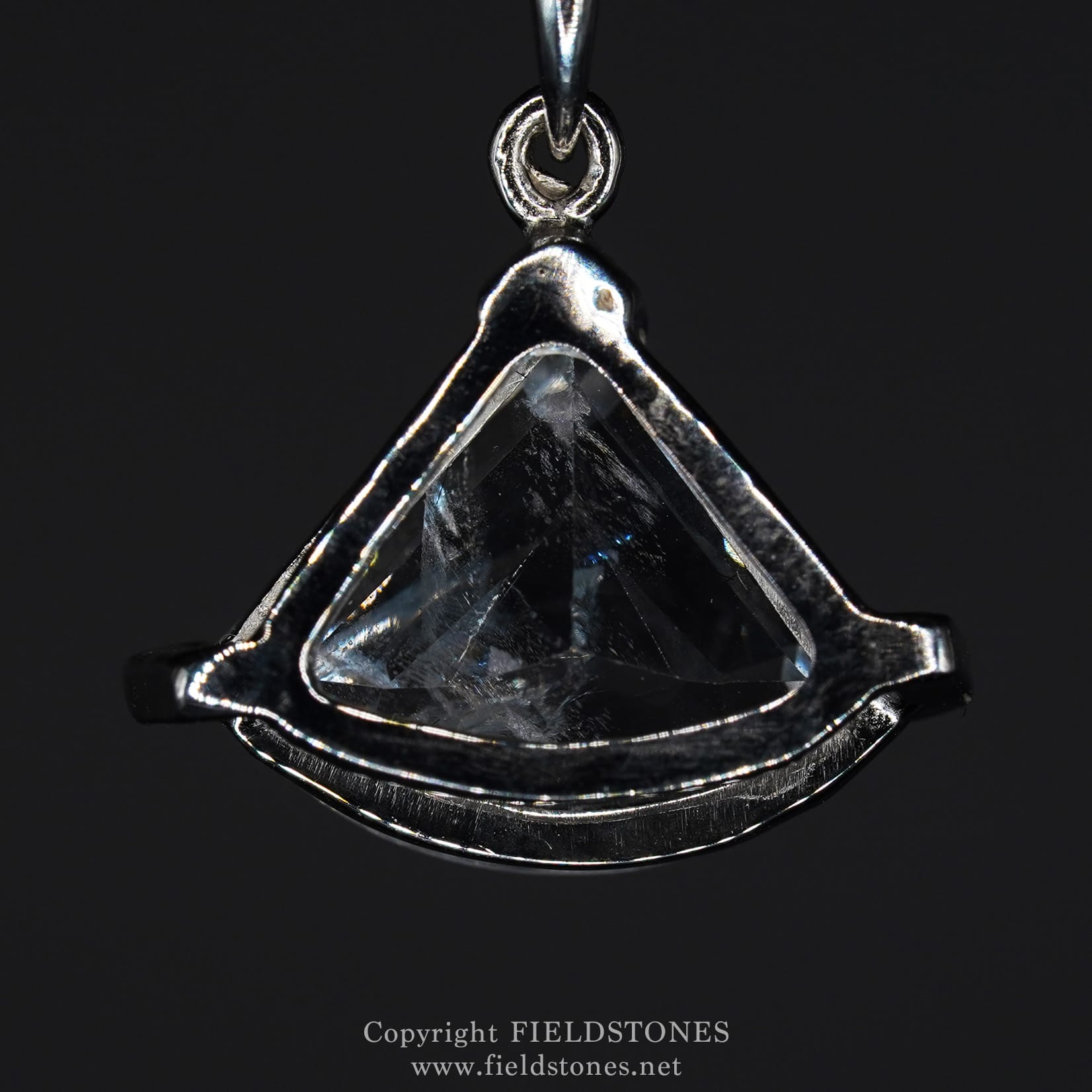 2392-4 - FieldStones
