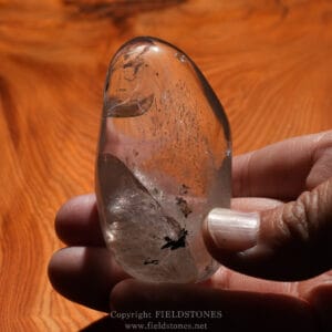最高品質　超希少幻の逸品　幻のカイラス聖山産　虹のヒマラヤ水晶の六角ポイント カイラス水晶 | 虹石屋