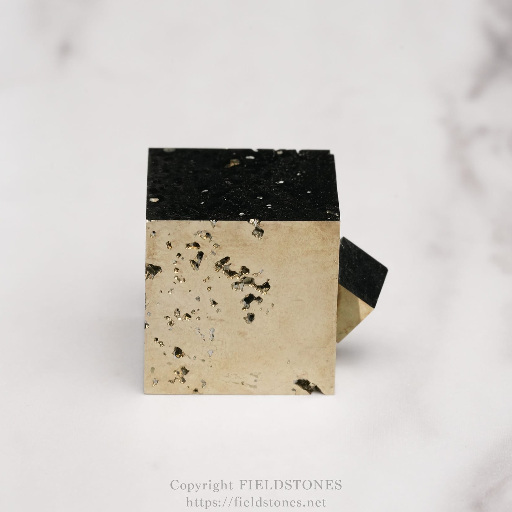 5930-8 - FieldStones