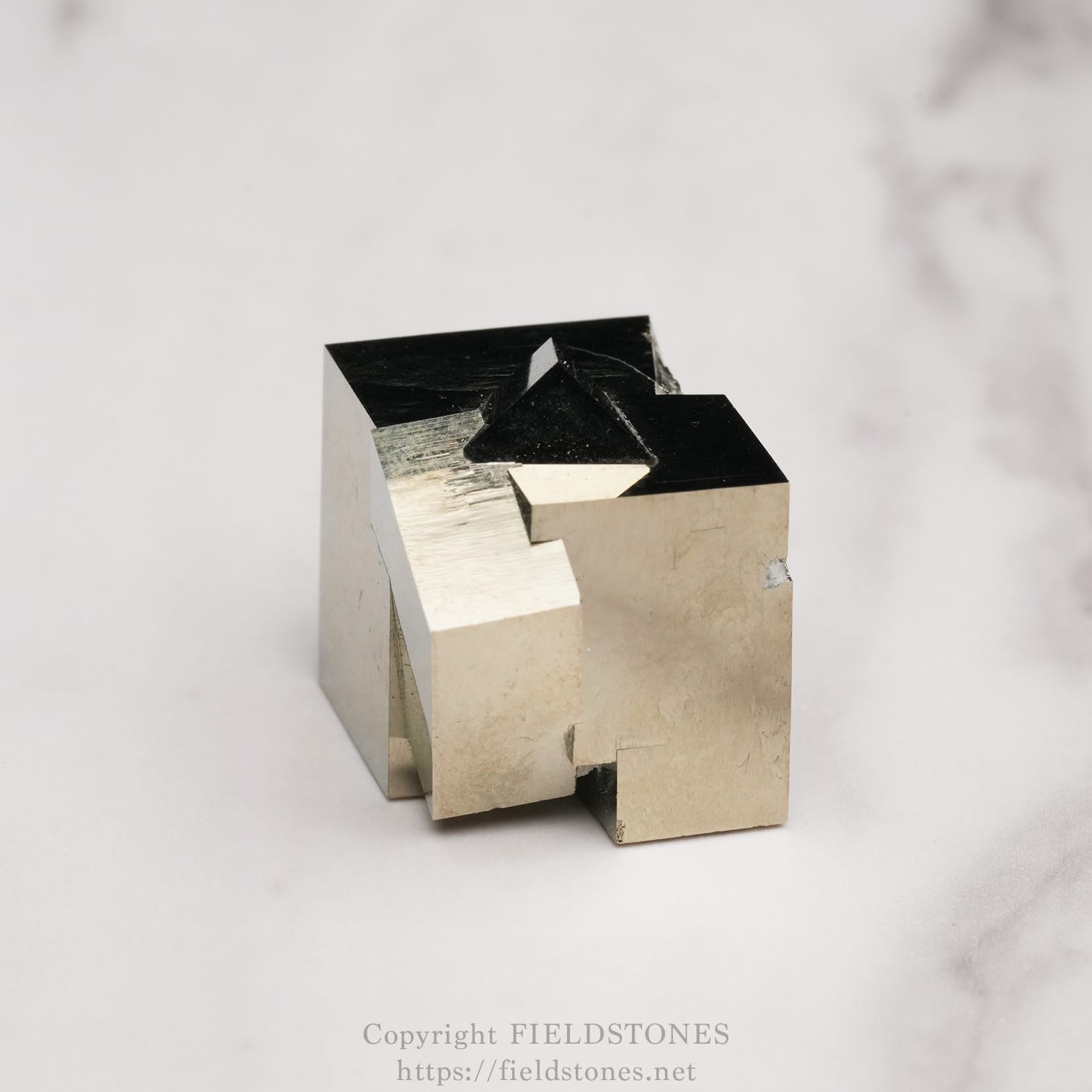 5931-8 - FieldStones